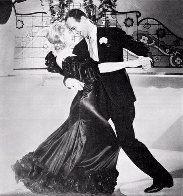 ginger-rogers-and-fred-astaire-dancing-the-e2809ccariocae2809d-in-flying-down-to-rio-1933